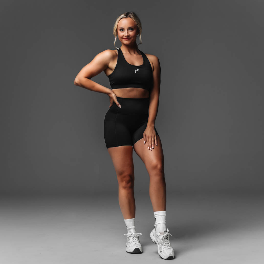 Adapt Short - 4