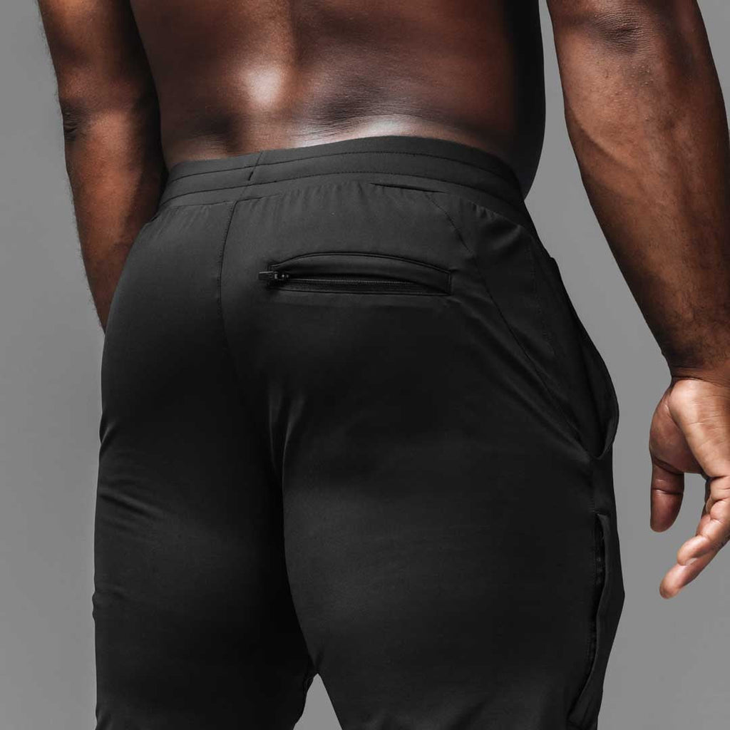 Core Performance Tapered Pant